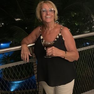 Meet your Posher, Louise